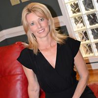 Carla Hendricks Photo 17
