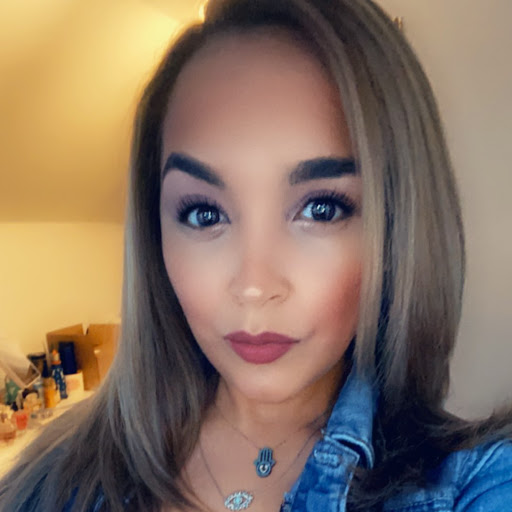Jennifer Aponte Photo 13