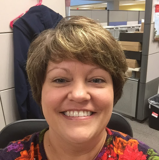 Suzanne Schneider Photo 43