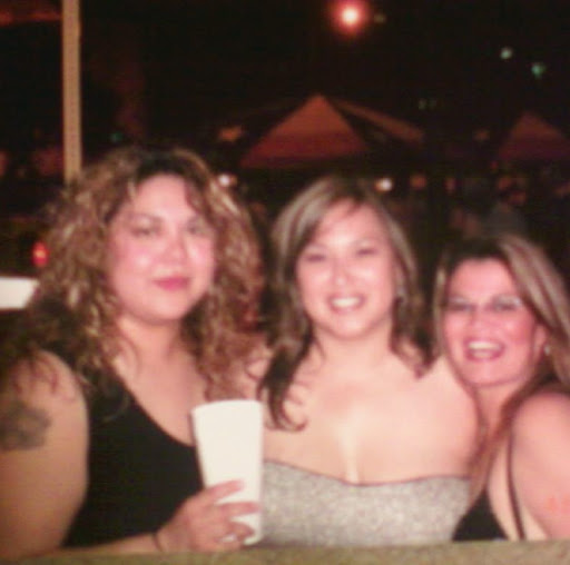 Melissa Lewis Photo 21
