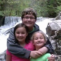 Kristine Tuttle Photo 7