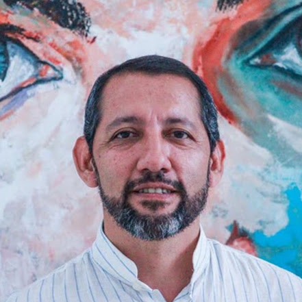 Esteban Martinez Photo 41