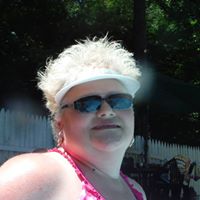 Jennifer Neighbors Photo 34