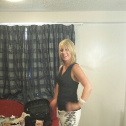 Sheena Edwards Photo 11