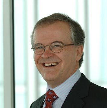 Roger Leslie Photo 6
