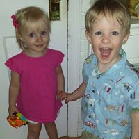 Elizabeth Reichert Photo 25