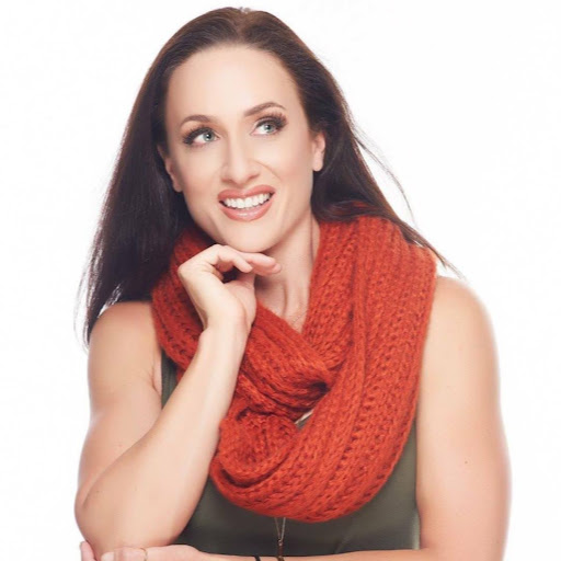 Kellie Davis Photo 7
