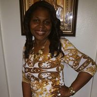 Tracy Reynolds Photo 28