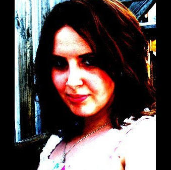 Samantha Saunders Photo 6