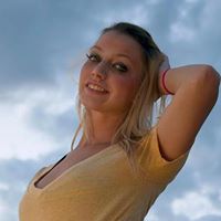 Amanda Kane Photo 30