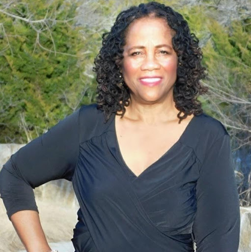 Renee Johnson Photo 15