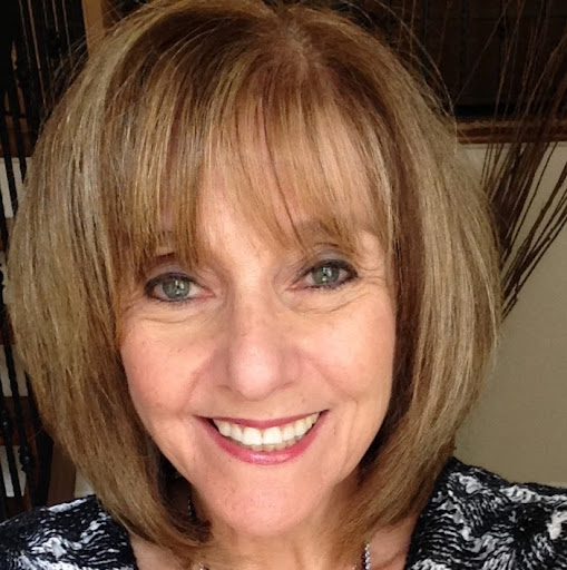 Loretta Schneider Photo 31