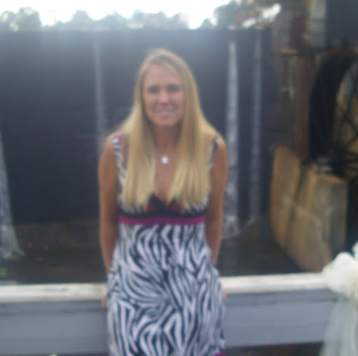 Krystal Brooks Photo 5