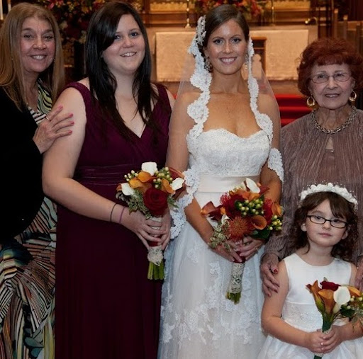 Anne Myers Photo 15