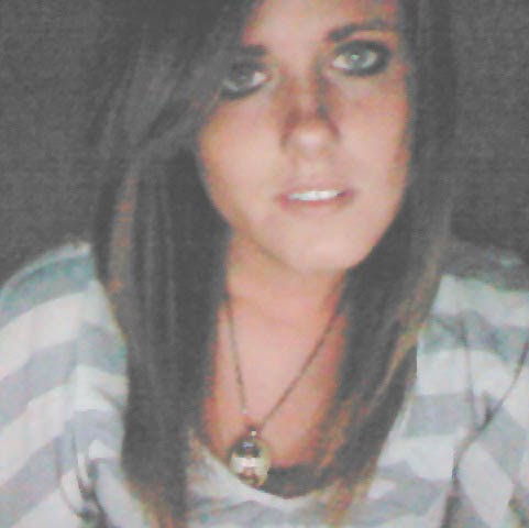 Jennifer Holden Photo 18