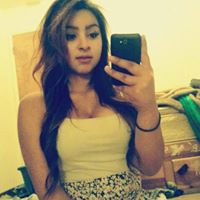 Elizabeth Andrade Photo 12