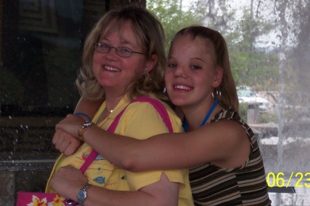 Debbie White Photo 15