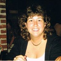 Angela Griffith Photo 26