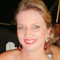 Julie Cordova Photo 28