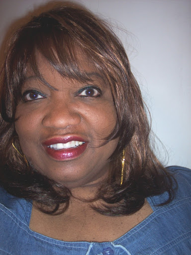 Saundra Brown Photo 19