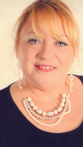 Mary Duffy Photo 19