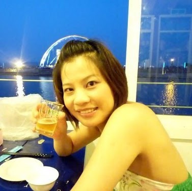 Julia Chiu Photo 26