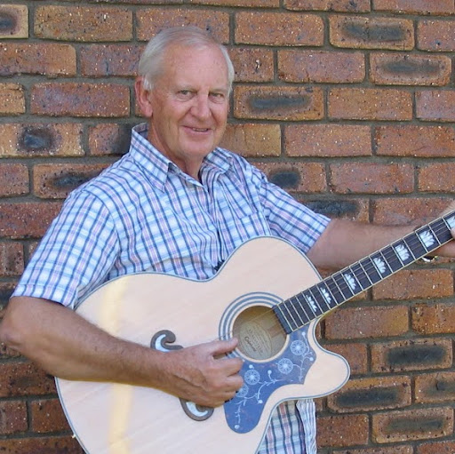 Roger Hardy Photo 19