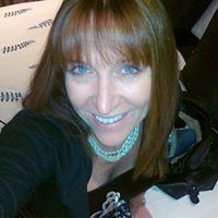 Yvette James Photo 6