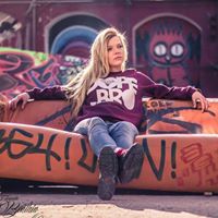 Jenny Schuster Photo 1