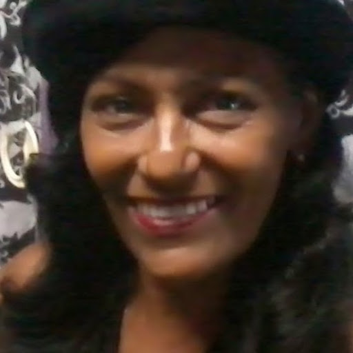Helena Silva Photo 35