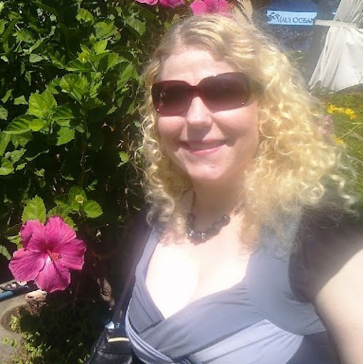 Angela Rapp Photo 6