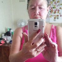 Robyn Potts Photo 7