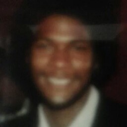 Anthony Garrett Photo 31