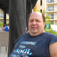 Robert Newcomer Photo 24