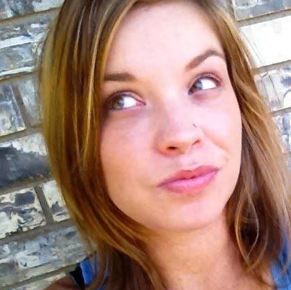Nikki Young Photo 14