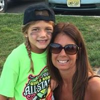 Jennifer Hackett Photo 29