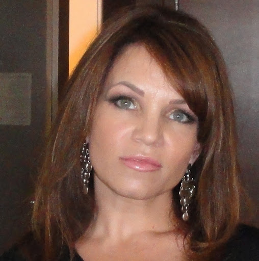 Suzanne Willis Photo 17