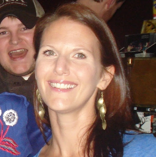 Laura Anderson Photo 45