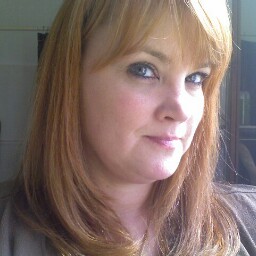 Heidi Hunt Photo 35