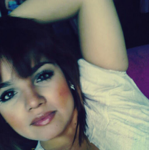 Alejandra Campos Photo 36