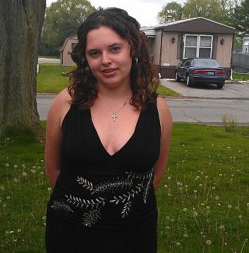 Amanda Caudill Photo 31