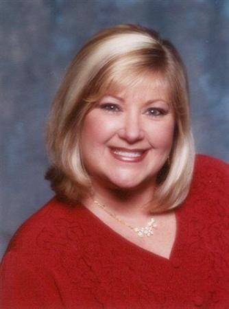 Lisa Rowe Photo 21