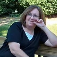 Debbie Hylton Photo 23