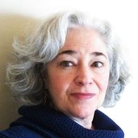 Suzanne Lange Photo 35