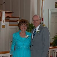 Alice Thompson Photo 35