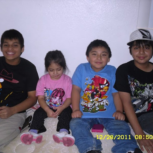 Ernesto Saavedra Photo 4