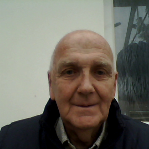 Christopher Harker Photo 20