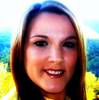 Christy Phillips Photo 12