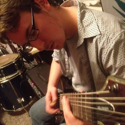 Travis Simon Photo 32