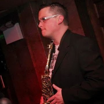 Michael Rowe Photo 39